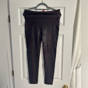 Spanx faux Leather leggings burgundy